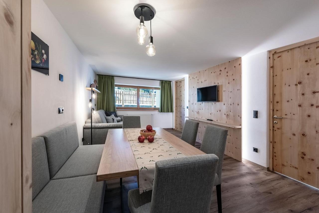 Mesnerhof Apartment Valles Exterior photo